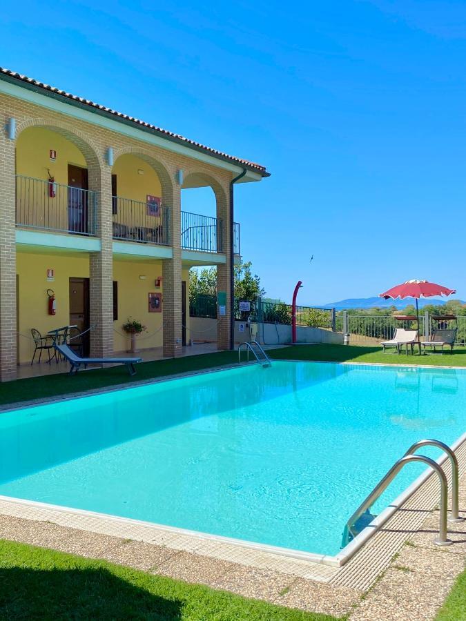 פונטבלנדה Hotel Ristorante Le Querciolaie Dei Ricci מראה חיצוני תמונה