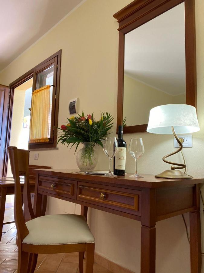פונטבלנדה Hotel Ristorante Le Querciolaie Dei Ricci מראה חיצוני תמונה