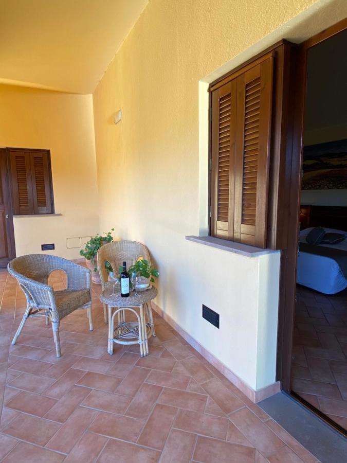 פונטבלנדה Hotel Ristorante Le Querciolaie Dei Ricci מראה חיצוני תמונה