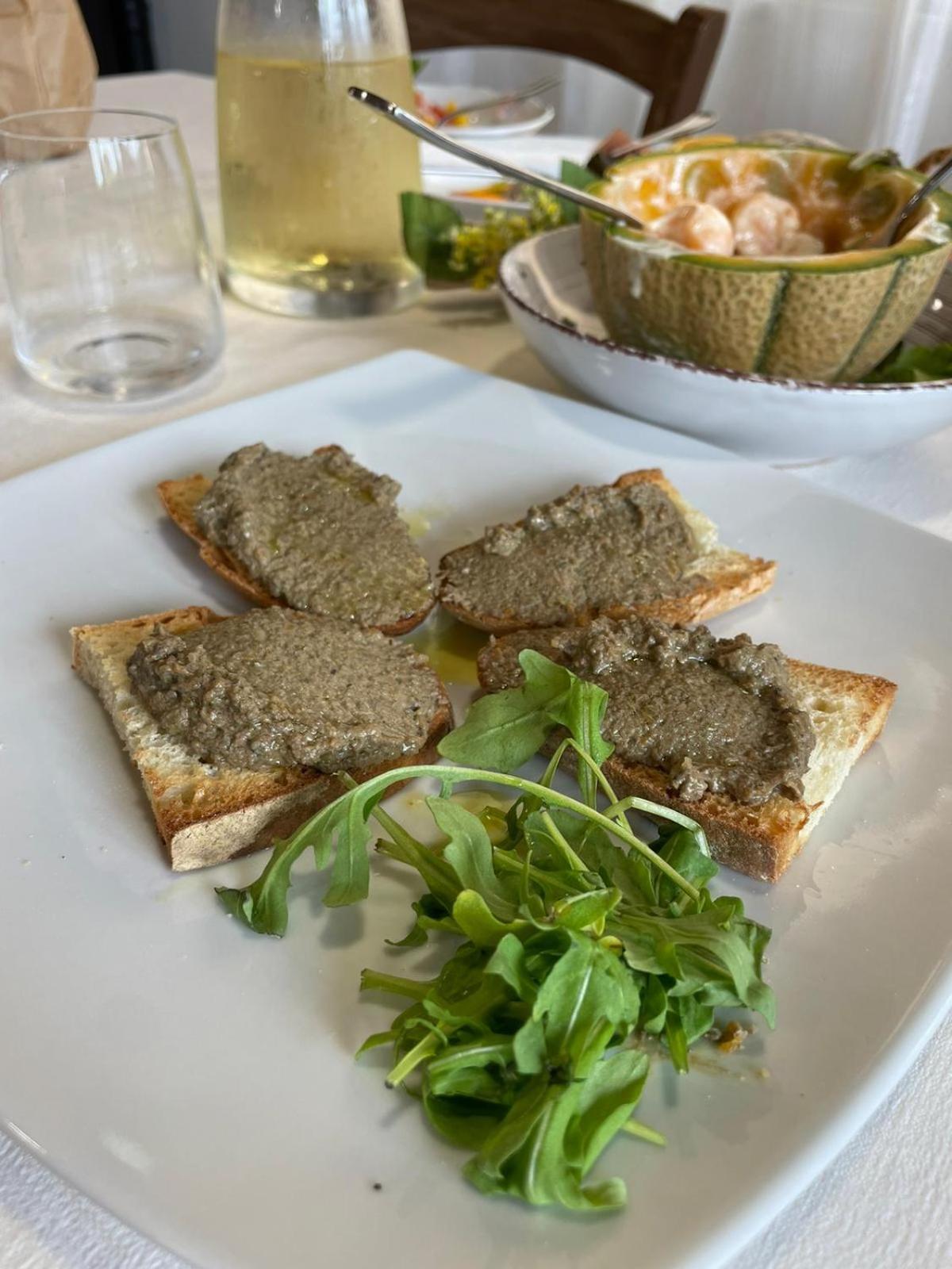 פונטבלנדה Hotel Ristorante Le Querciolaie Dei Ricci מראה חיצוני תמונה