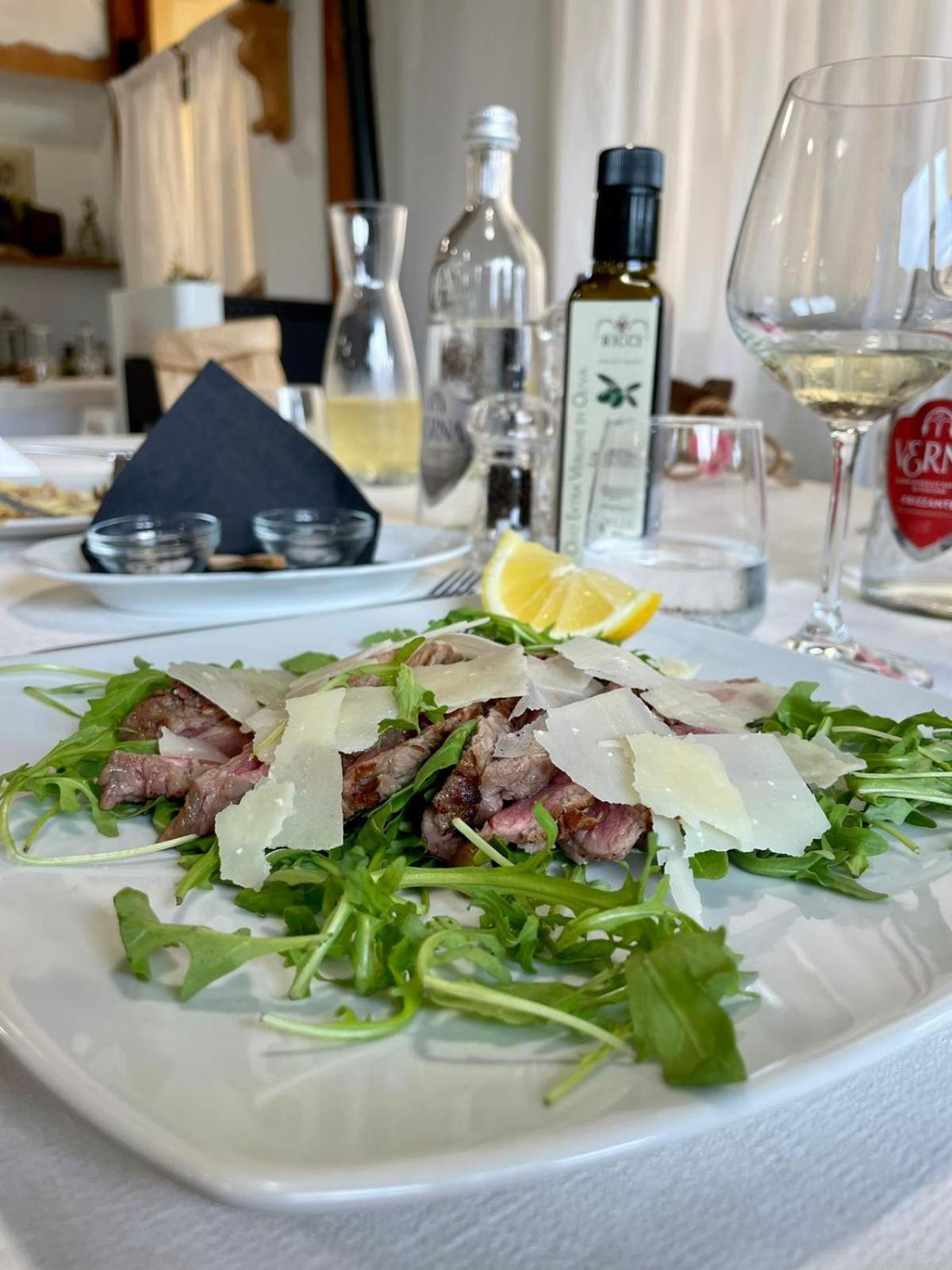 פונטבלנדה Hotel Ristorante Le Querciolaie Dei Ricci מראה חיצוני תמונה