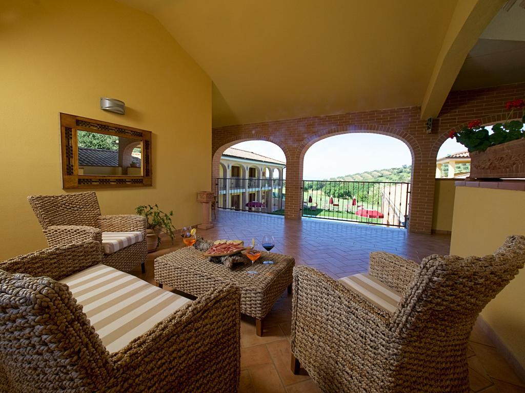 פונטבלנדה Hotel Ristorante Le Querciolaie Dei Ricci מראה חיצוני תמונה